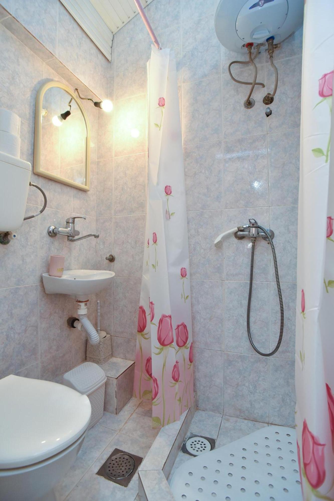 Vila Apartments Lidija Petrovac Екстер'єр фото